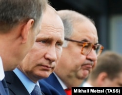 Володимир Путін та Алішер Усманов