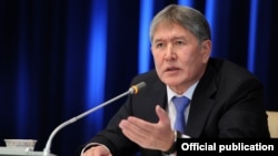 Алмазбек Атамбаев.