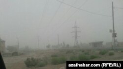 Daşoguz welaýatyna gelen apy-tupan. Arhiwden alnan surat