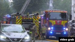 Рятувальники на місці одного з попередніх російських ударів у Дніпрі, архівне фото