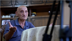 «Հո ես իմ թշնամին չե՞մ». տեսողություն չունեցող Սերգեյ Խուդայանը ընտանիքով հայտնվել է փողոցում