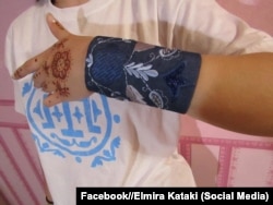 Один з елементів костюма кримськотатарських жінок. Його призначенням було прикрити тильну сторону жіночої руки від чужих очей