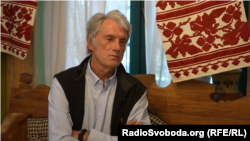 «Це добавляє тривог, бо тут є багато роздумів куди нас можуть вивести такого роду відносини. Ми говоримо, що в історії були такі часи», – Ющенко