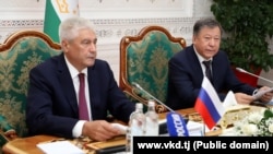 Владимир Колоколсев, вазири корҳои дохилии Русия ва Рамазон Раҳимзода, вазири корҳои дохилии Тоҷикистон