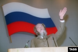 Александр Солженицын выступает в Государственной Думе России, 28 октября 1994 года