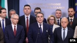 Представители на коалицията "Продължаваме промяната - Демократична България".