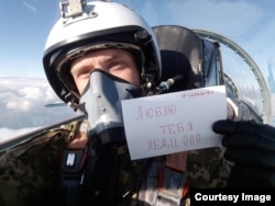 Денис не розповідав деталі своєї роботи