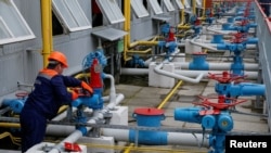 Співробітник підземного газосховища поблизу Полтави, фото ілюстративне