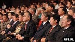 Убактылуу өкмөттүн мүчөлөрү