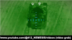 Кадр знищення російської техніки бійцями 412-го окремого полку безпілотних систем ЗСУ «Nemesis»