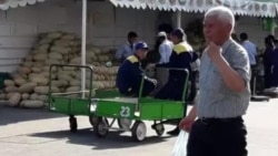 Aşgabatda içerki migrantlar ýene tussag edilýär, jerime salynýar we paýtagtdan kowulýar