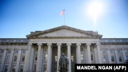 نمایی از ساختمان وزارت خزانه‌داری آمریکا