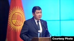 Айбек Жунушалиев.