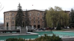 Կաշառք ստանալու մեջ մեղադրվող Վանաձորի համայնքապետարանի պաշտոնյան ազատ արձակվեց