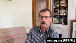 Құқық қорғаушы Евгений Жовтис.