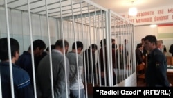 Суд в Хатлоне над 8 жителями Кубодиена, обвиняемыми в участии в ИГИЛ. 2016 год