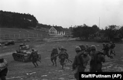 Чехословацкие солдаты на учениях в Миловице, 1938 год