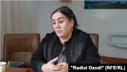 Назокат Мирзоева, омӯзгори мактаби рақами 76