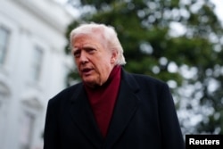 Дональд Трамп выступает перед журналистами 22 ноября