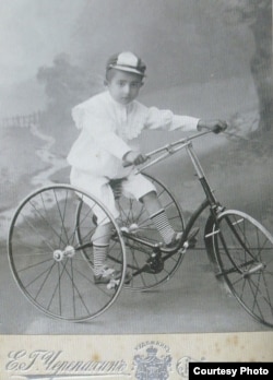 Мемуарист в детстве.