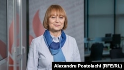 Fosta ministră a Sănătății, Ala Nemerenco, în studioul Europei Libere din Chișinău, pe 10 decembrie 2025