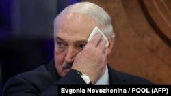 Лукашенко висловив сумнів, чи зможе уряд виправдати план зростання ВВП на наступний рік на 2,8%
