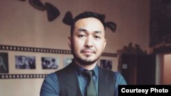 Медербек Жалилов.