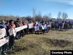 Жители Алтайского края протестуют против мусорного полигона