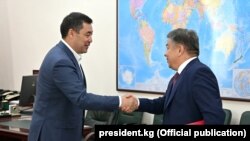 Садыр Жапаров, Алмамбет Шыкмаматов.