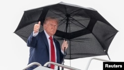 АҚШ президенті Дональд Трамп Израильге ұшар алдында. 12 қазан 2025 жыл.