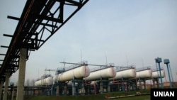 Внаслідок російських авіаобстрілів 2 квітня було знищено інфраструктуру Кременчуцького НПЗ – найбільшого підприємства з виробництва нафтопродуктів в Україні