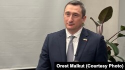 Раніше віцепрем’єр повідомив, що попросив перенести суд з огляду на те, що середа – день урядового засідання й наради, в яких він має брати участь