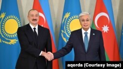 Әзербайжан президенті Илхам Әлиев және Қазақстан президенті Қасым-Жомарт Тоқаев. Астана, 2025 жылғы 21 қазан