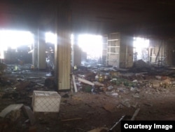 Руйнування всередині аеропорту