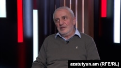 ՀԱԿ փոխնախագահ Արամ Մանուկյանը հարցազրույց է տալիս «Ազատությանը», արխիվ