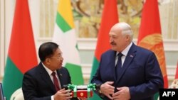 Мін Аўнг Глайнг і Аляксандар Лукашэнка. Менск, 7 сакавіка 2025 году