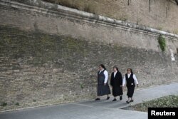 Манахіні ў Рыме, 9 траўня 2025