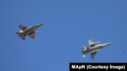 Autoritățile române au ridicat au decolat de la Baza 86 Aeriană Borcea pentru misiuni de cercetare. 