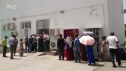 Aşgabatda azyk harytlarynyň nobatlary artýar