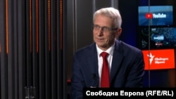 Николай Денков