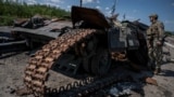 Уничтоженный украинский танк под селом Работино в Запорожской области, август 2023 года