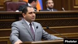 Պաշտպանության նախարար Սուրեն Պապիկյան, արխիվ