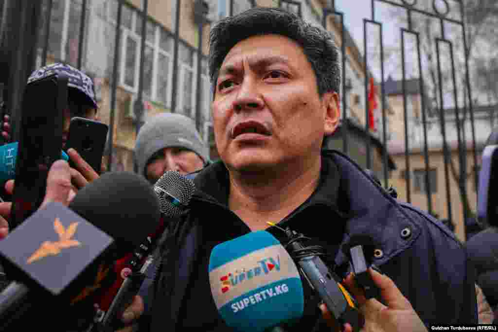 Болот Темиров после освобождения. Он вышел под подписку о невыезде 23 января в 14:30.