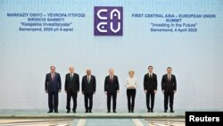 Орталық Азия және Еуропа Одағы саммитінің қатысушылары. Самарқанд, Өзбекстан. 4 сәуір, 2025 жыл.