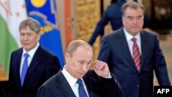 Президенты Кыргызстана, России и Таджикистана, Москва, 19 декабря 2012 года. 