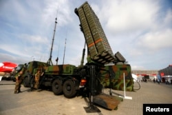 Європейська система ППО SAMP-T, спільна розробка Франції та Італії. За часом постановки на озброєння вона значно новіше, ніж американська система Patriot