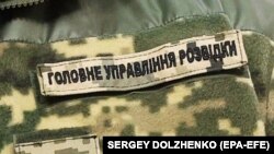 Источник в ГУР ссылается также на сообщения в местных соцсетях, по которым местные жители слышали громкие взрывы