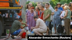 Черга за водою в окупованому Донецьку, липень 2025 року