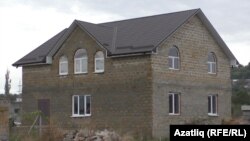 Талят әфәнде йортына җимерелү яный