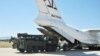 S-400 hava hücumundan müdafiə sisteminin hissələri Ankara yaxınlığındakı Mürted hava limanına boşaldılır. 2019